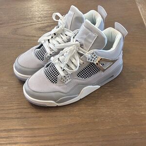 Jordan Athletic Shoes in Gray and White